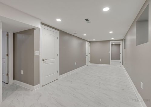 3048 80th St, Chicago IL  60617-1437 exterior