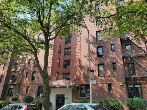 3555 Kings College Pl, Bronx NY  10467-1532 exterior