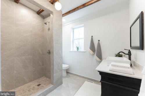 1906 Lawrence St, Philadelphia PA 19140-2406 exterior