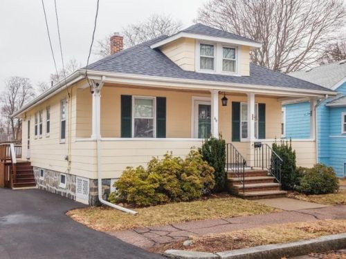 44 Sterling St, Quincy, MA 02171-2542