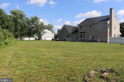 705 Malus Ct, Harrison Township, NJ 08062-9485