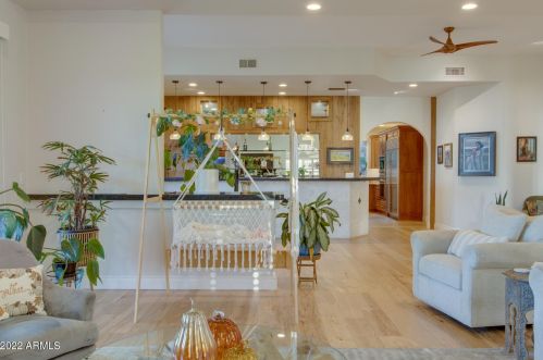 14461 15th Ave, Phoenix AZ  85023-5176 exterior