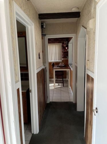 52 Pheland St, Springfield MA 01109-1318 exterior