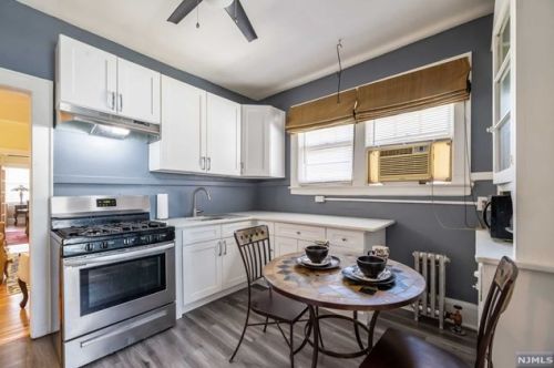 168 Carolina Ave, Irvington NJ 07111-2662 exterior