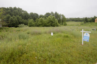 4050 Oakharbor St, Kalamazoo, MI 49009-6183