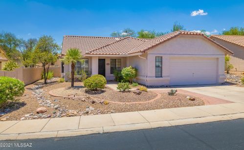 240 Carolwood Dr, Tucson AZ  85737-6647 exterior