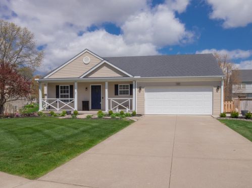 4692 Andover Woods Ct, Kalamazoo, MI 49024-2000