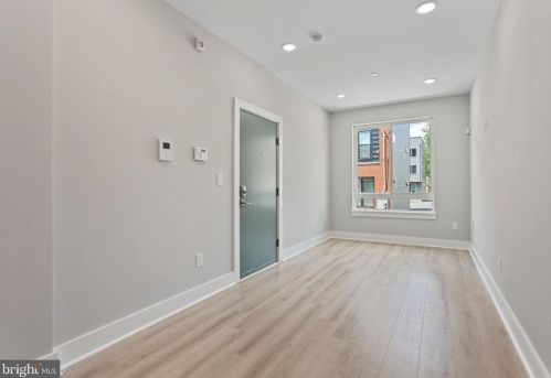 1124 Berks St, Philadelphia PA  19122-6007 exterior