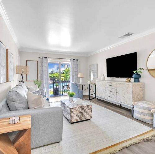 3100 Dixie Hwy, Boca Raton FL  33432-7865 exterior