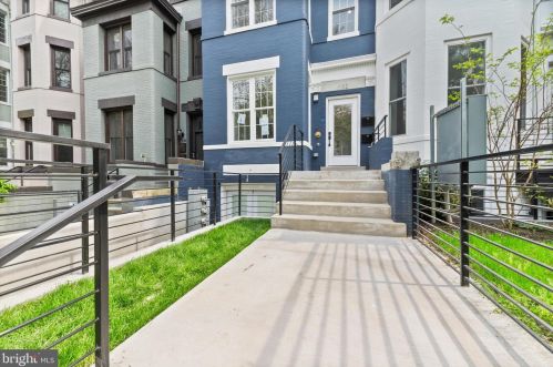 1132 Columbia Rd, Washington DC  20009-5306 exterior