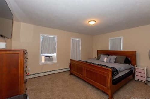 1414 Hartford Pike, Killingly CT 06241-1533 exterior