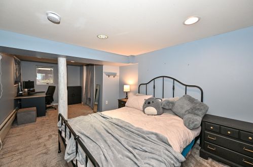 3269 Bartlett Ave, Milwaukee WI  53211-3022 exterior