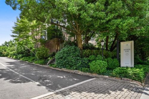 238 15th St, Atlanta, GA 30318-7806