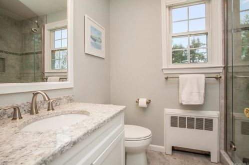 108 Orchard Rd, Briarcliff NY exterior