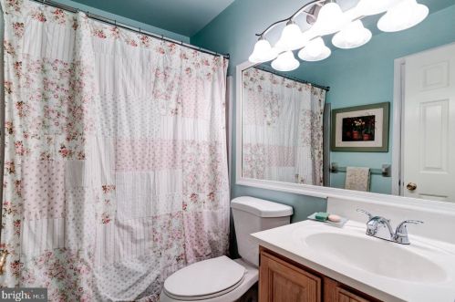 24 Mallard Mill Run, Media PA 19086-6670 exterior