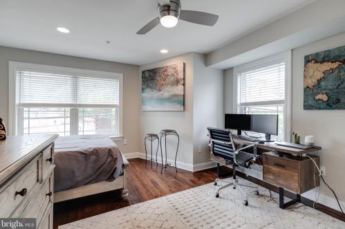 925 Lawrence St, Philadelphia PA 19122-3721 exterior