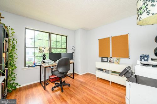 2 Drewes Ct, Trenton NJ 08648-2627 exterior