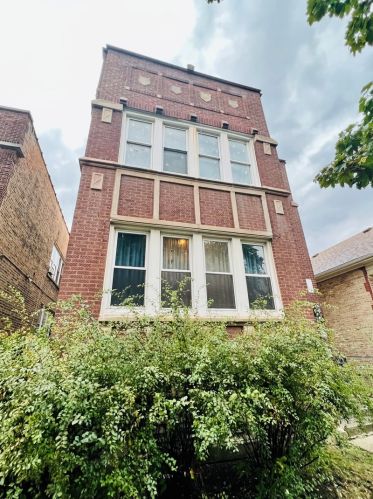 7916 Justine St, Chicago IL 60620-4333 exterior