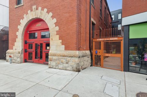 1416 Frankford Ave, Philadelphia PA  19125-4410 exterior