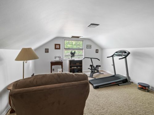 1325 16 St, Manitowoc WI 54220-5611 exterior