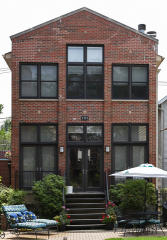 1315 Barry Ave, Chicago IL  60657-4212 exterior