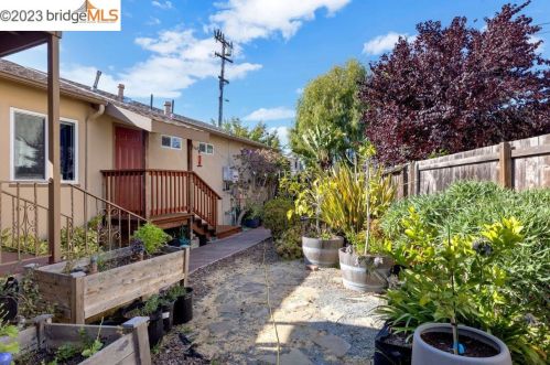 1332 Dwight Way, Berkeley CA 94710-2537 exterior