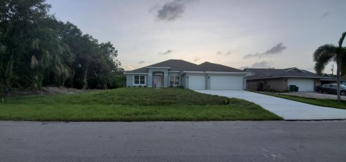 1929 Leafy Rd, Fort Pierce, FL 34953-1328