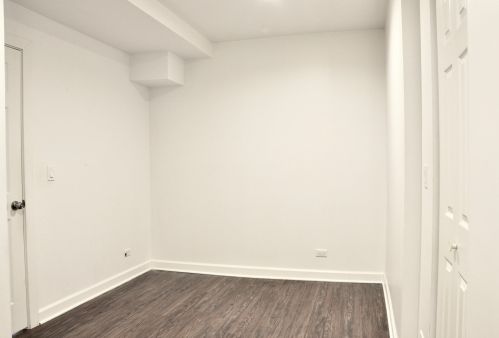 2711 Marshfield Ave, Chicago IL  60614-1015 exterior