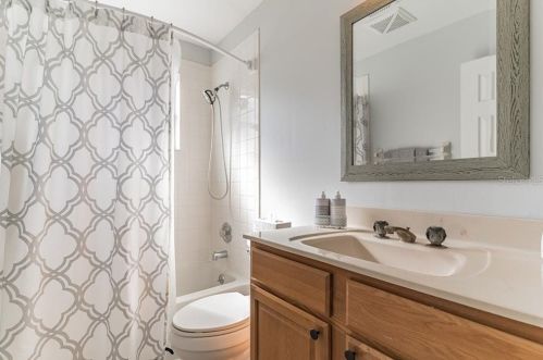 536 Remington Oak Dr, Lake Mary FL 32746-4993 exterior