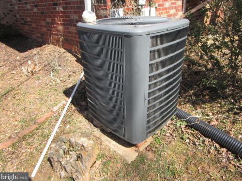 2130 Briggs Chaney Rd, Silver Spring MD 20905-4506 exterior