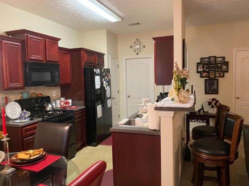 7590 Summer Berry Ln, Lithonia GA 30038-7157 exterior