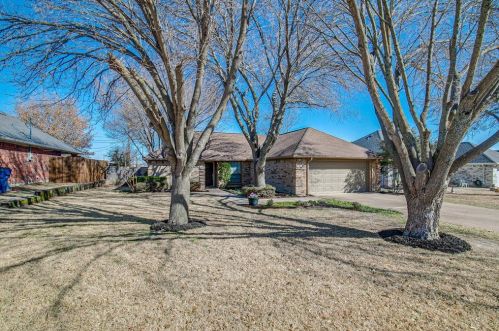 8300 Christie Dr, Frisco, TX 75033-3761