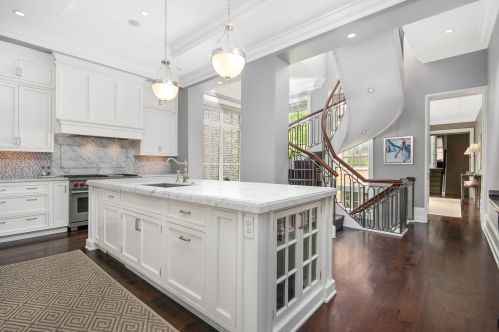 1358 Dearborn St, Chicago IL 60827-2510 exterior