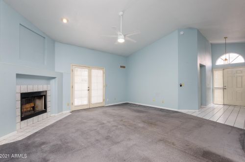 15819 5th Ave, Phoenix, AZ 85023-7443