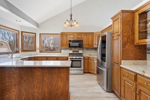 904 Addleman St, Joliet IL 60431-8761 exterior