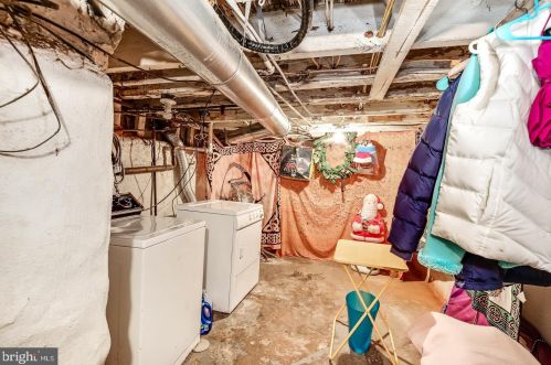 2039 Brandywine St, Philadelphia PA 19130-3204 exterior