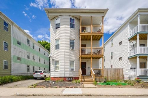 16 Ashmont Ave, Worcester, MA 01610-1804