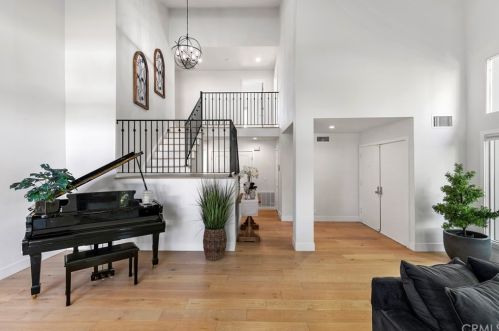 2141 Pioneer Ave, Fullerton CA 92831-1239 exterior