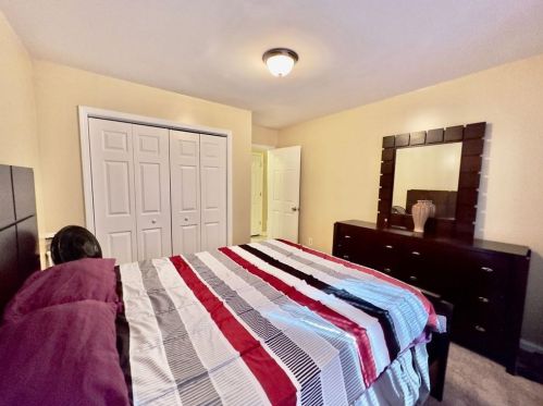 6300 Phillips Ct, Lithonia GA 30058-8922 exterior