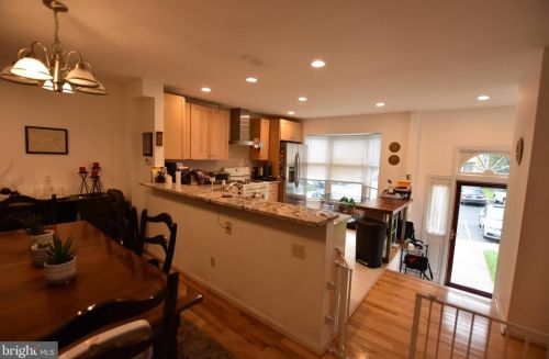 10651 Pine Haven Ter, Rockville MD  20852-3439 exterior