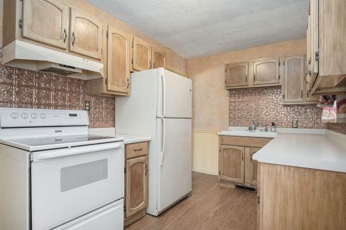 3007 Roosevelt Rd, Meskegon MI 49441-3906 exterior