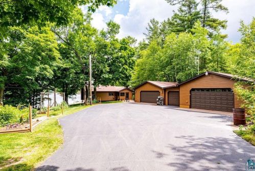 5225 1 Ave, Duluth MN 55803-9469 exterior