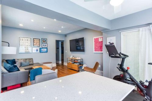 864 Charles Allen Dr, Atlanta GA  30308-1748 exterior