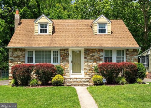 38 Steinway Ave, Trenton, NJ 08618-1614