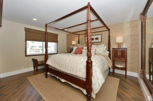 867 Mandalay Bch Rd, Oxnard CA 93035-1078 exterior