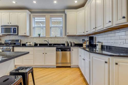 4445 Major Ave, Chicago IL 60634-5215 exterior