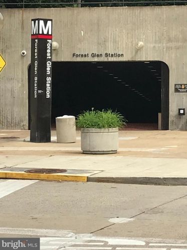 1815 Sherwood Rd, Silver Spring MD 20902-4030 exterior