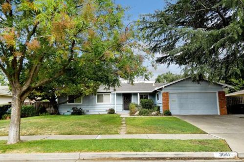 3041 Santa Paula Dr, Concord CA  94518-2818 exterior