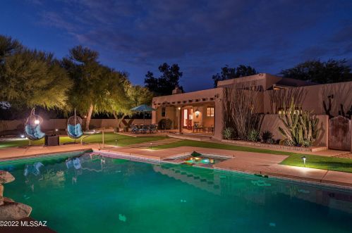 321 Golf Vw Dr, Tucson AZ 85737-9701 exterior