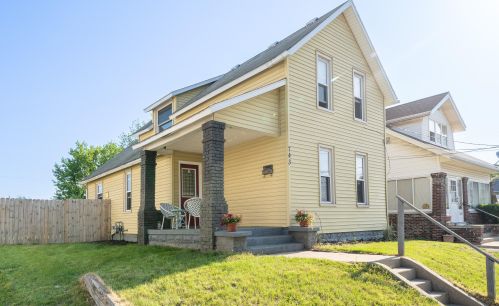 743 Bates St, Grand Rapids, MI 49503-5503